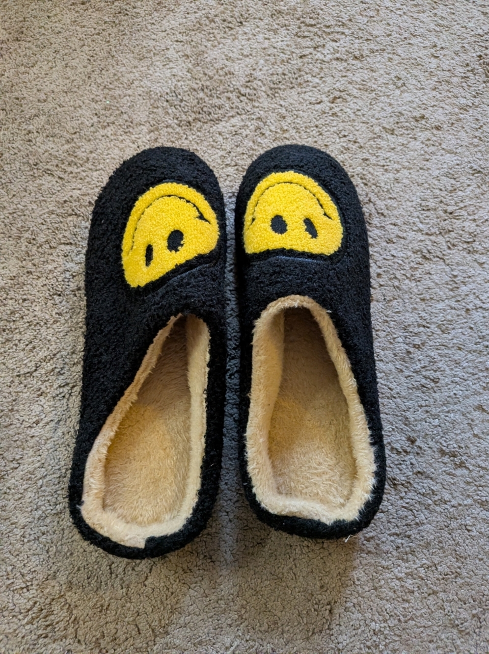 Men's Smile Face Slipper Size 14-15